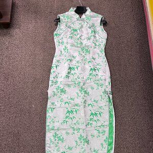 White and Green Cheongsam Dress - L